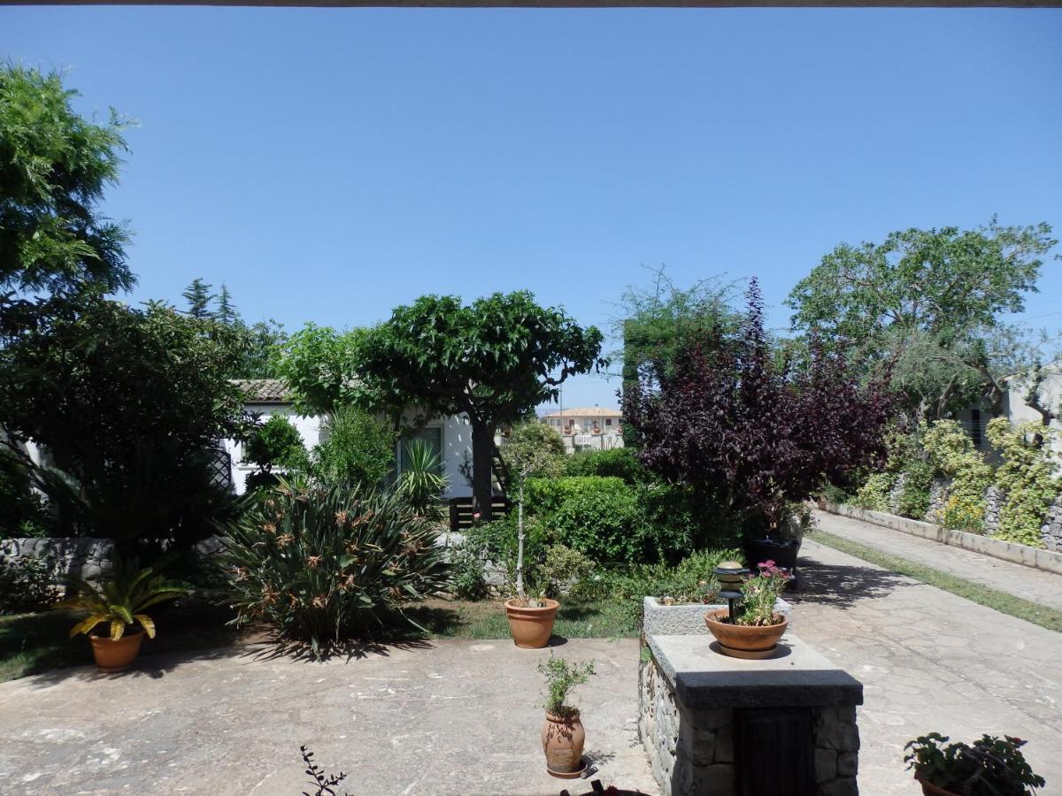 Casa Degli Avi Don Neli, Immersa Nella Natura Modica Exterior photo